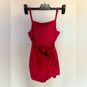 Small romper in a beautiful red and with front opening PTP is 15 size Summer 🤩
